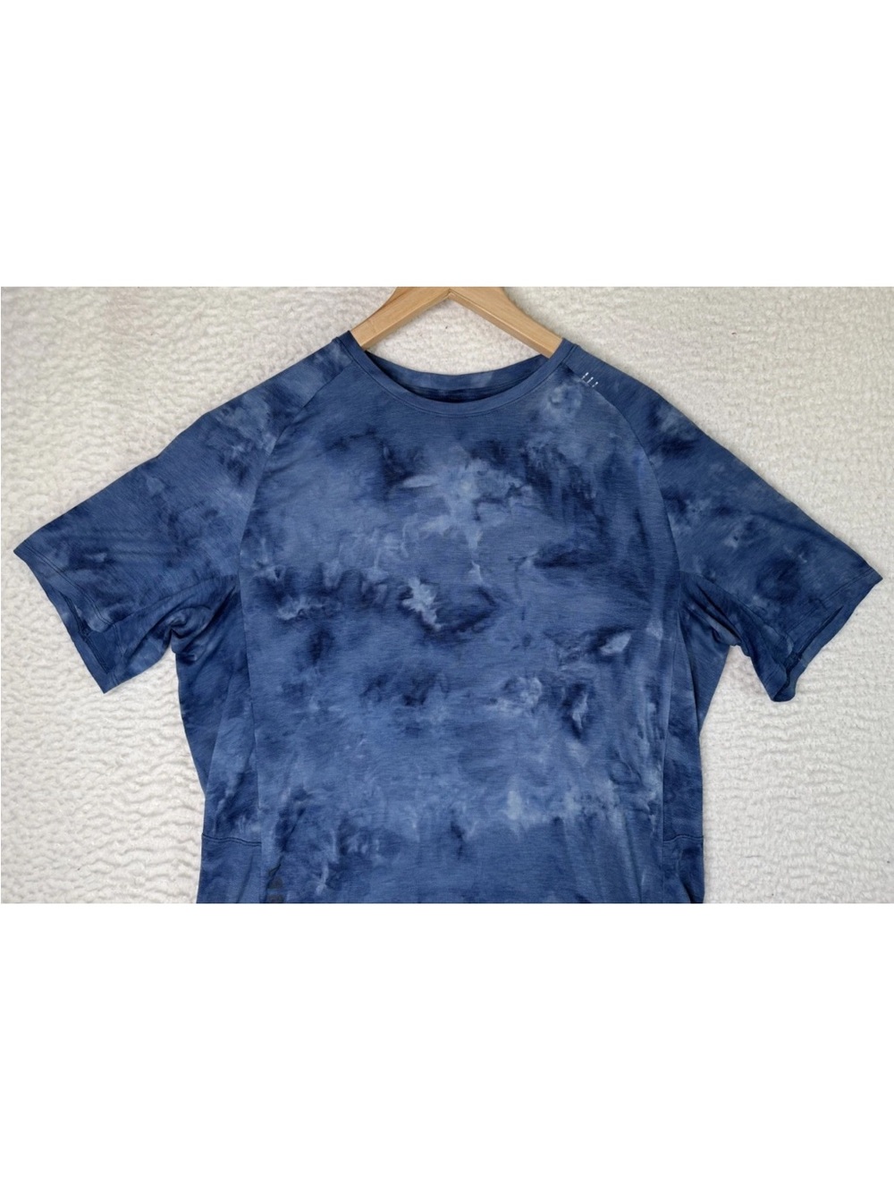 Lululemon Always Agile Short Sleeve Shirt Diamond Dye Navy Men's Size Large - Picture 3 of 10